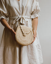 Handmade Round Raffia Bag | Scallop Detail