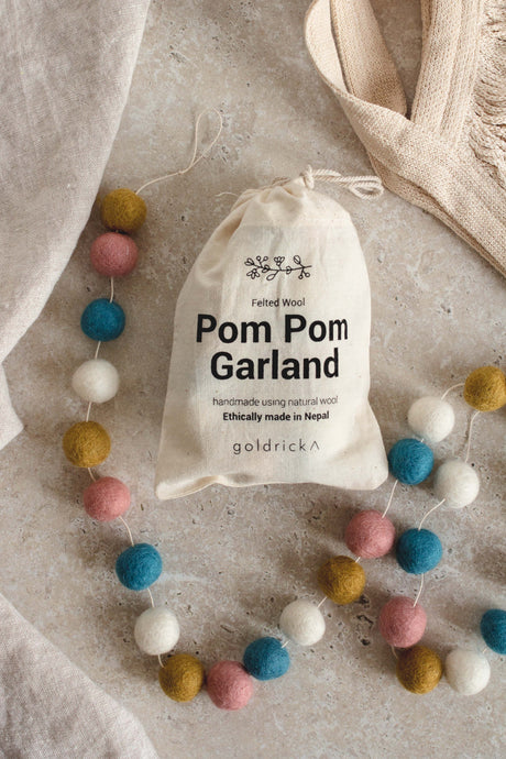 Pom Pom Garland | Natural Wool | Wholesale